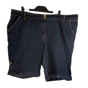 Gold Flava women’s denim shorts size 24 plus NWOT